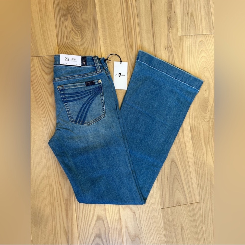 7 For All Mankind Dojo Original Jeans Women's Flare Leg Trousers NWT Size 26 - Picture 2 of 5
